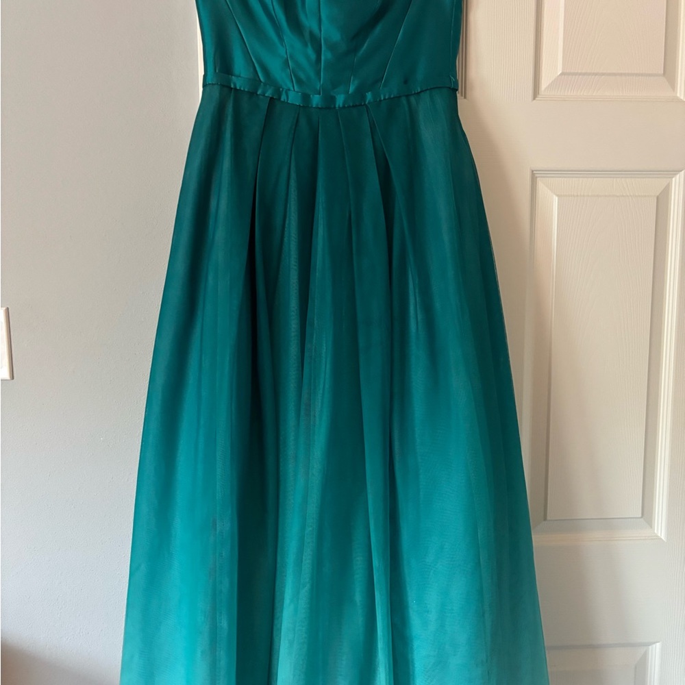 Monique Lhuillier Teal Prom Dress